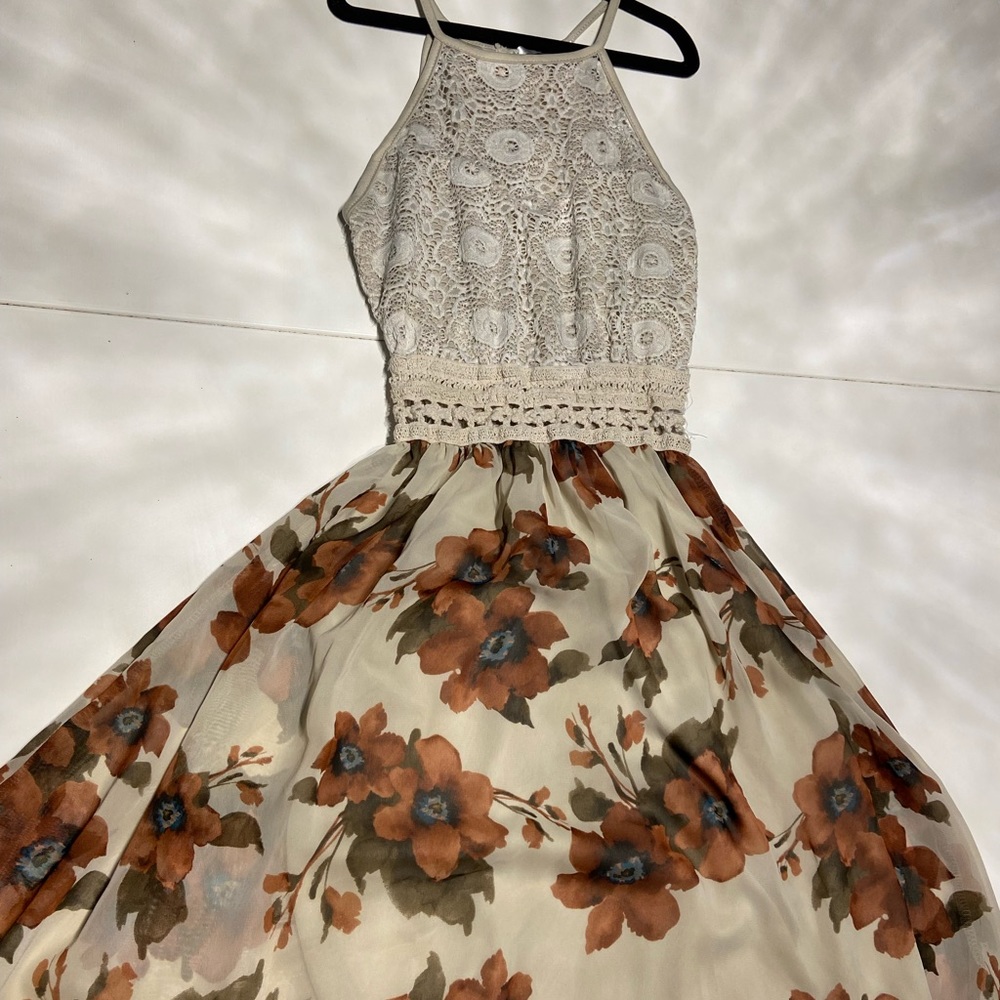 Super cute fall dress